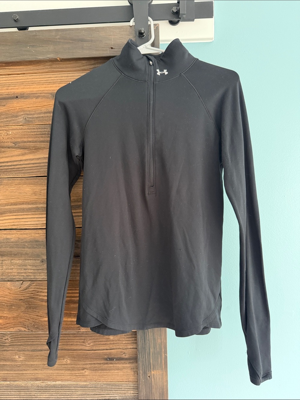 Under Armour Black Women’s Long-Sleeve 1/4 Zip Pullover